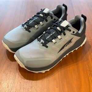 Lone Peak All-weather 3 Altra Men's Black and Gray Athletic Shoes